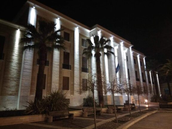 Bari, 100 posti covid in più a disposizione nel Policlinico