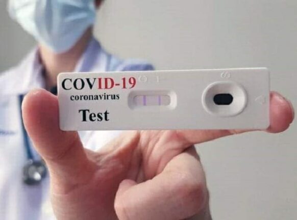 Puglia. Via libera ai tamponi nei laboratori privati: ma a pagamento