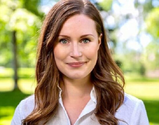 Foto senza camicia e biancheria: polemica sulla premier Finlandese