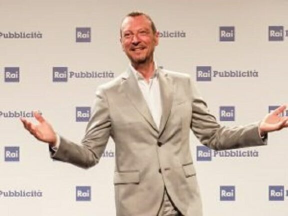 Sanremo 2021, parte il toto ospiti: Amadeus fa chiarezza