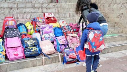 Scuola: il "peso" della cultura negli zaini degli studenti