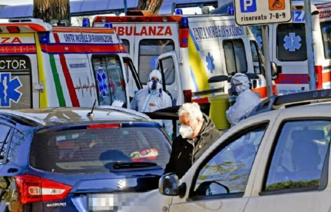 Sicilia, ospedali sempre più in emergenza Covid: servono 3.600 posti