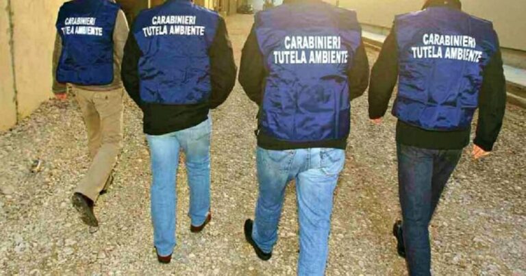 Traffico di rifiuti illeciti, 1500 tonnellate stoccate illegalmente: 300 indagati