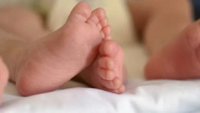 Sorelle partoriscono insieme nell’ospedale Covid di Brindisi: Giorgia e Camilla sono ‘cugine gemelle’