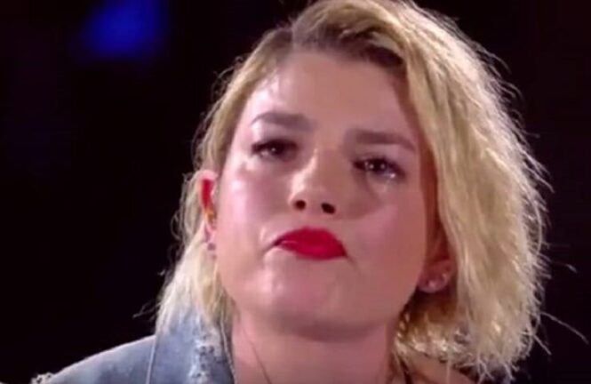 X Factor 2020. Emma Marrone in lacrime. ” Ti porto via con me”