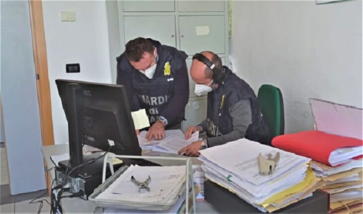 Droga: 15 arresti a Bari e sequestri per 3,5 milioni di euro