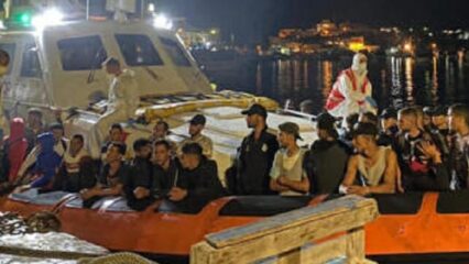 A Lampedusa un altro tunisino “pericoloso”. Alert della Francia