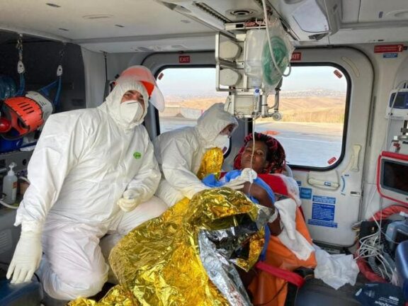 Migranti: parto sull’elicottero del 118 da Lampedusa