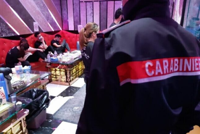 Locale notturno aperto nonostante i divieti anti Covid: 35 persone sanzionate