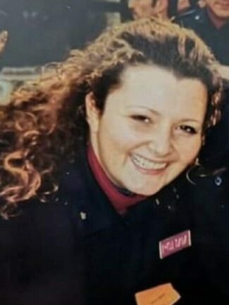 Mamma poliziotta muore a 42 anni per il Covid a Napoli: lascia tre figli piccoli