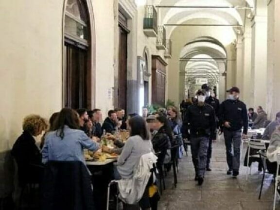 San Severo a Torremaggiore. Festa di compleanno con 100 invitati. 15 multati