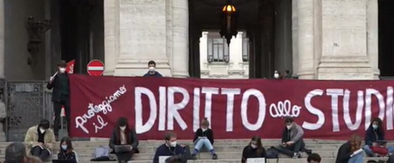 Studenti al Ministero: ‘Questa non è scuola, vogliamo tornare in classe’