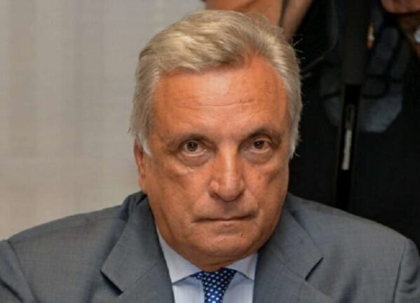 Lutto nel mondo del giornalismo. È morto Arturo Diaconale