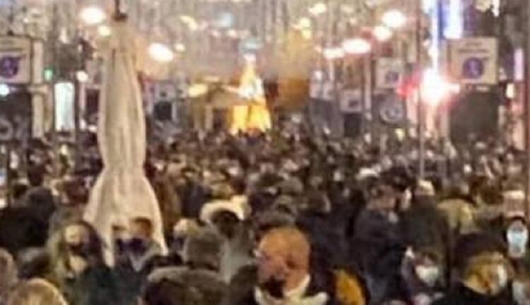 Questa foto scatena la bufera. Il rischio è il blocco totale