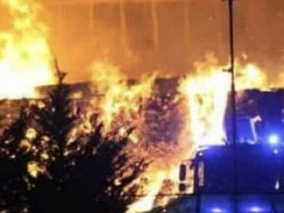 Incendio a Rimini, fiamme nella notte: morta donna di 37 anni