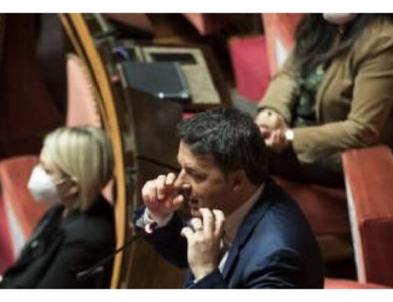 Italia Viva batte un colpo: “Non daremo i pieni poteri a Conte”