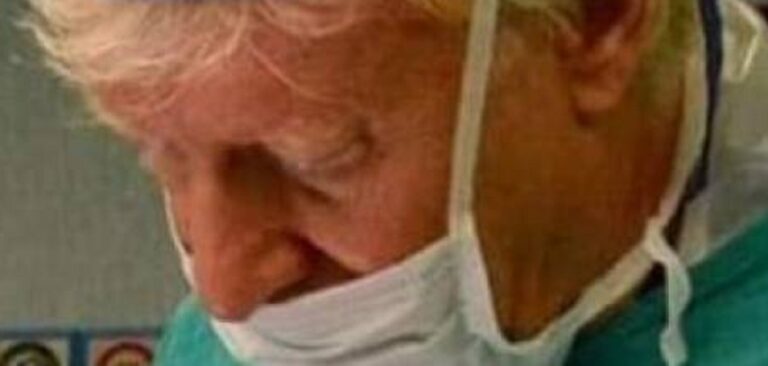 Medico accoltellato a Milano: ora spunta ipotesi di suicidio