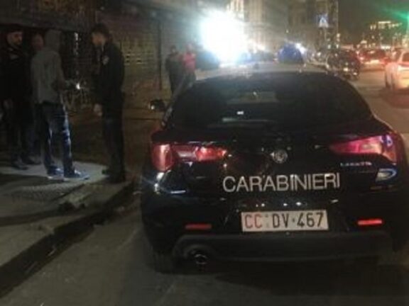 Termini, pugni e calci a disabile per rubargli il cellulare