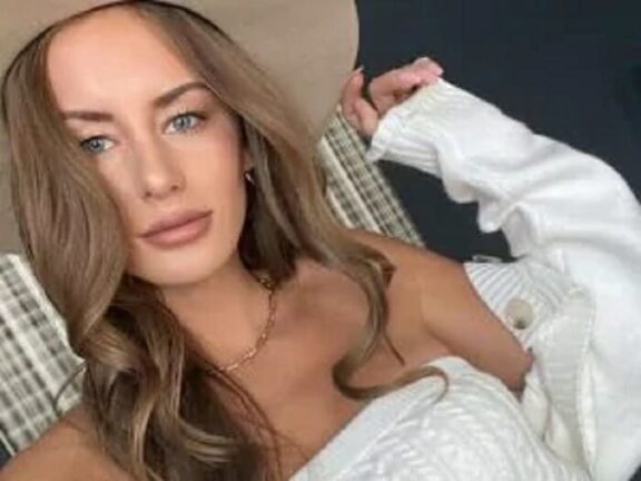 Trovato nudo in strada cadavere Alexis Sharkey, star di Instagram e Tiktok