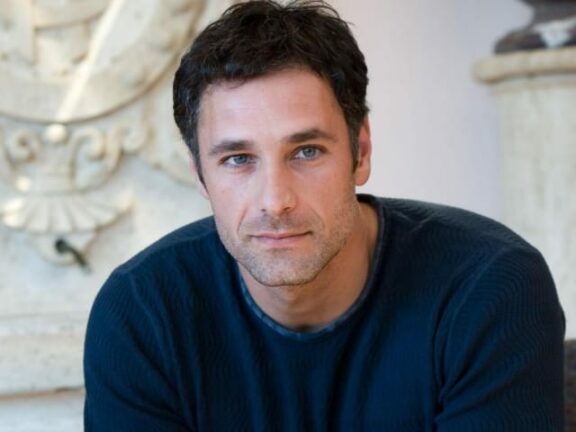Raoul Bova un ricordo che commuove il web