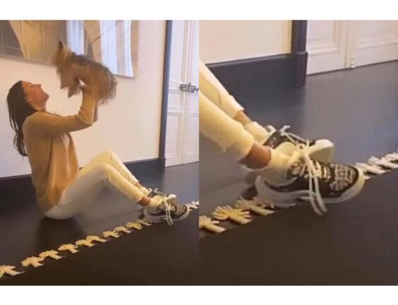 Elisabetta Gregoraci acqua e sapone con le sneakers futuristiche