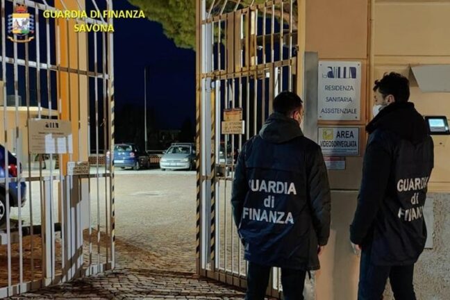 Maltrattamenti in Residenza sanitaria per anziani, tre arresti a Savona