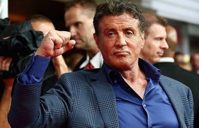 Sylvester Stallone pieno di sangue, il video
