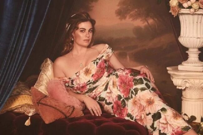 Vanessa Incontrada si trasforma in un’opera d’arte: è lei la nuova modella