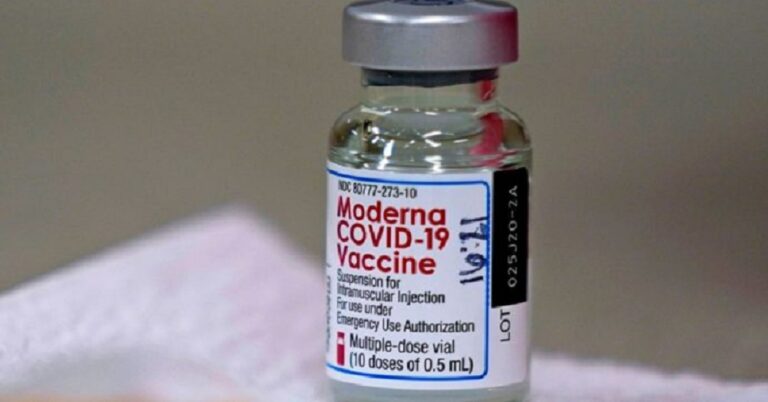 Vaccino anti-Covid, arrivano le prime dosi di Moderna