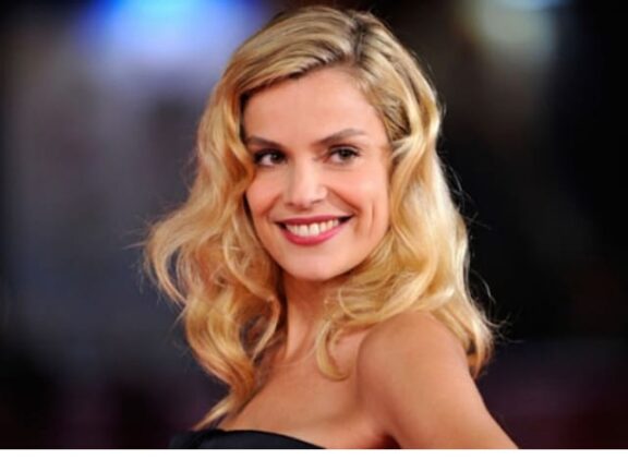 Micaela Ramazzotti si confessa: “Mi sento inadeguata”