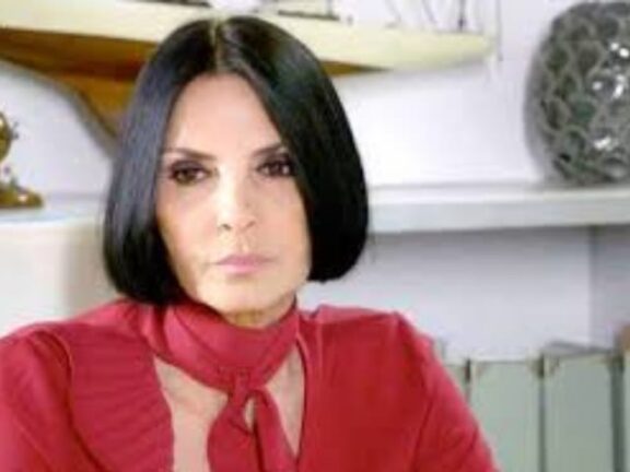 Un Posto al Sole, Nina Soldano lascia dopo 17 anni. Le sue parole