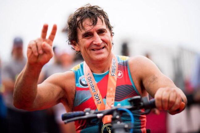 Zanardi è tornato a parlare: ”Alex ha comunicato con la famiglia…”
