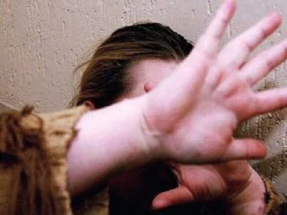 Finto ginecologo violentò 15enne: chiesti 6 anni e 8 mesi per un 26enne