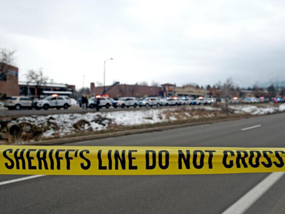 Colorado, sparatoria in un supermercato: dieci i morti