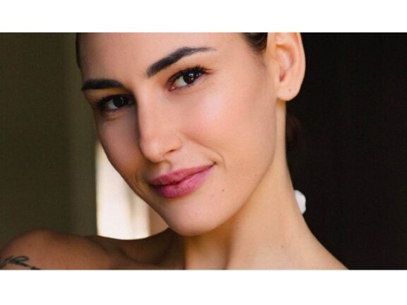 Giulia Pauselli di Amici umilia e distrugge le allieve Rosa e Martina