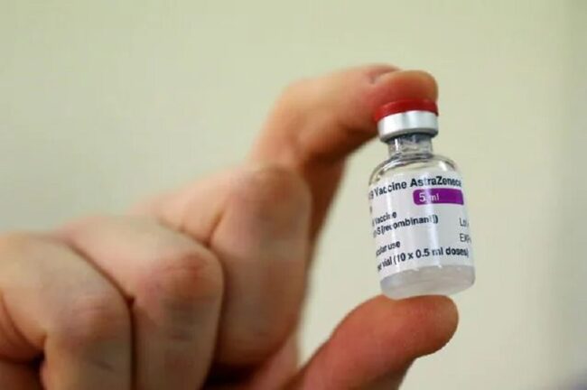 L’Olanda sospende il vaccino AstraZeneca per tutti