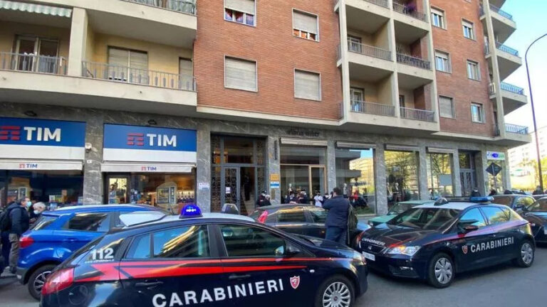 Novantunenne ucciso con un coltello da cucina a Torino