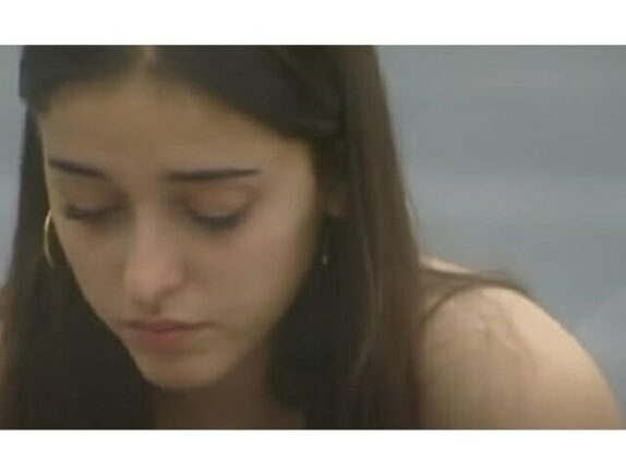 Amici terrore in studio, sfiorata la tragedia mentre Giulia balla