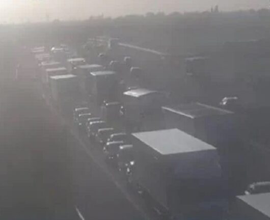 Autocisterna si ribalta sull’autostrada A14: un morto e traffico in tilt