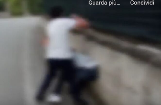 Cervinara: il terribile video del pestaggio di un bambino
