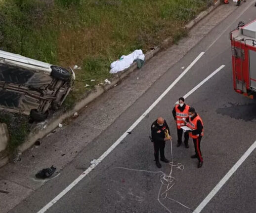 L’auto vola fuori strada: muore un giovane di 23 anni