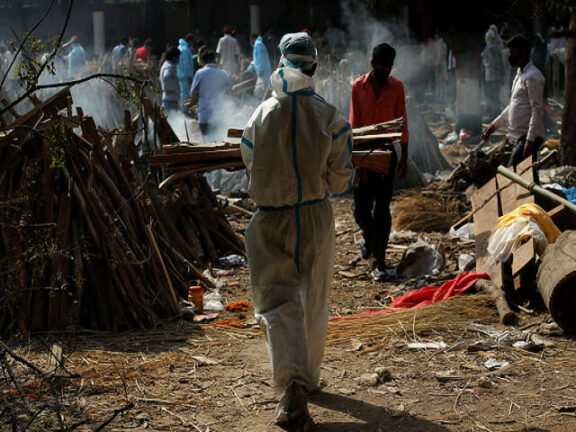 Covid India, record contagi: 400mila casi e 3.500 morti