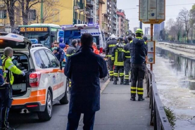 Rincorre il cane che era scappato ma cade nel naviglio e annega