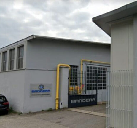 Un operaio di 39 anni è morto in fabbrica a Busto Arsizio