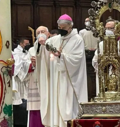 San Gennaro, non si è sciolto il sangue: non si è ripetuto il miracolo