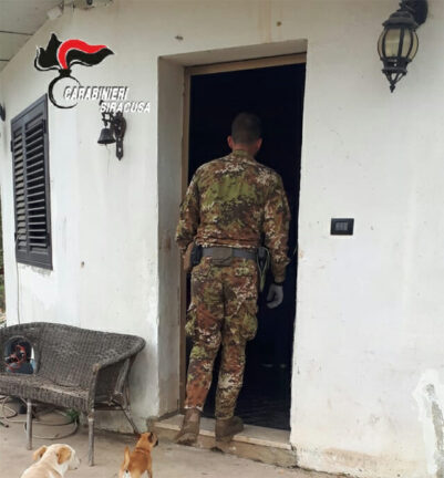 Siracusa, arrestato marito violento che tentava di sfuggire alla cattura