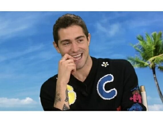 Tommaso Zorzi sbrocca in tv: “Ho visto i ditini, sei un falso”. Cala il gelo