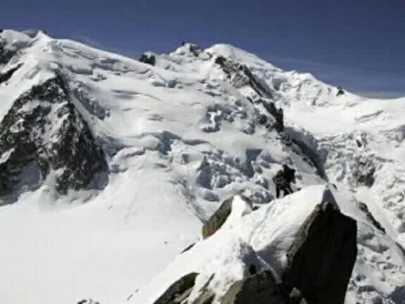 Valanga sul Monte Bianco: trovati morti due sciatori italiani