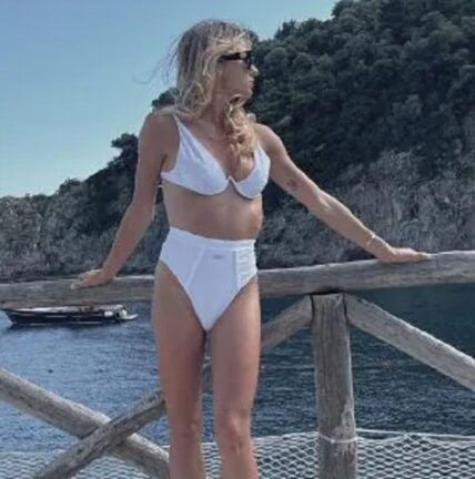 Cristina Marino, la luna di miele con Luca Argentero è in bianco