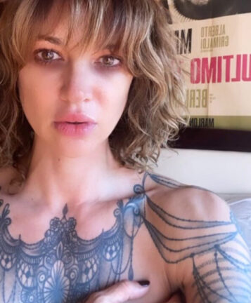 Asia Argento in topless: la foto senza veli che ha scatenato i fan